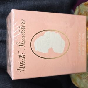 White Shoulders Soap, Luxury Soap, Oval Bar 4 oz, Vintage Sealed In Original Box